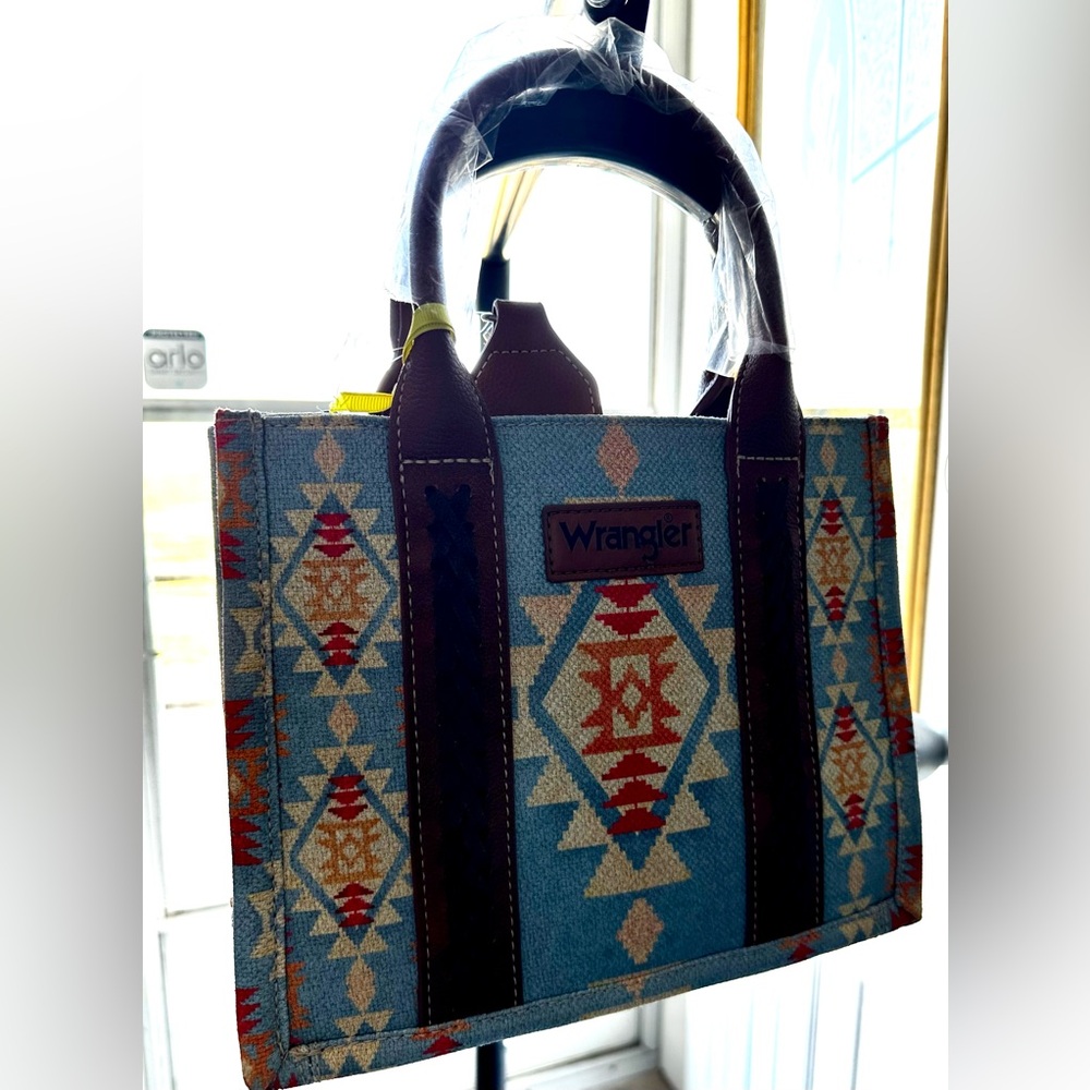 Wrangler Southwest Aztec Pattern Tote in Blue and Brown
